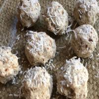 Chocolate, Almond, and Coconut Vegan Fat Bombs_image