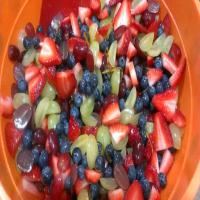 Pretty Yummy Fruit Salad by The Pioneer Woman Recipe - (3.9/5)_image