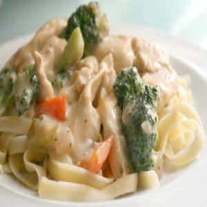 Fettuccine With Pepper Sauce_image