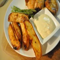 Potato Wedges With Lemon Chilli Sour Cream_image