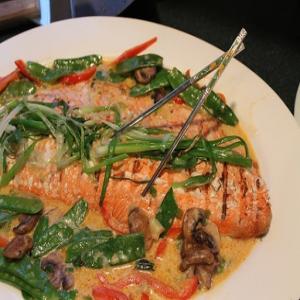 Thai Style Wild Alaskan Sockeye Salmon Filet Recipe - (4.1/5)_image