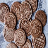 Soft Gingerbread Tiles with Rum Butter Glaze_image