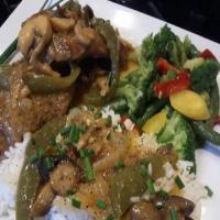 Smothered Cube Steak in Coconut Flour Gravy_image