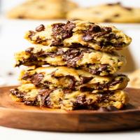 Levain Bakery Style Thick Chocolate Chip Cookies_image