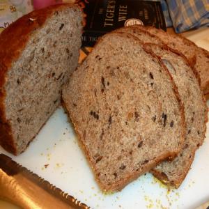 Whole Wheat Bread With Sunflower Seeds_image