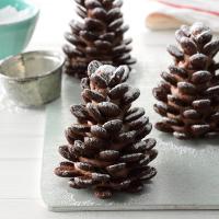 Snowy Pine Cones_image