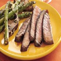 Grilled Balsamic- and Roasted Garlic-Marinated Steak_image