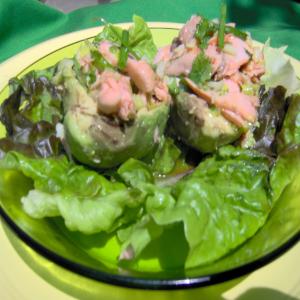 Salmon Salad on the Half Shell_image