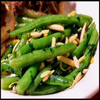 Green Beans With Lemon and Almonds_image
