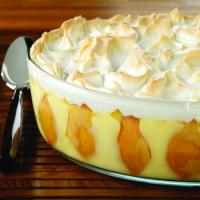 Southern Style Banana Pudding with Meringue_image