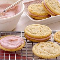 Raspberry Cream Sandwich Cookies_image