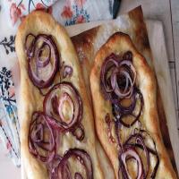 Red-Onion Flatbread image