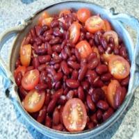Kidney Bean, Tomato & Red Onion Salad_image
