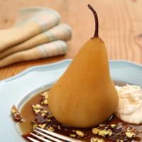 Green Tea-Poached Pears with Pistachio Brittle_image