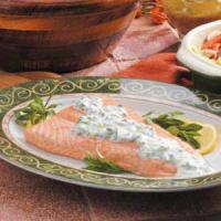 Grilled Salmon with Creamy Tarragon Sauce_image