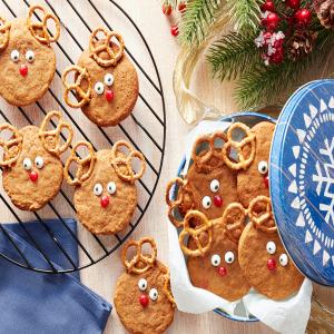 Ginger-Molasses Reindeer Cookies image