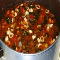 Tomato Florentine Soup With Pasta_image