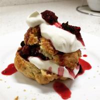 Perfect Berry Shortcakes_image