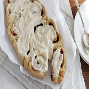 Slow-Cooker Apple Cider Cinnamon Rolls with Easy Cream Cheese-Caramel Icing image