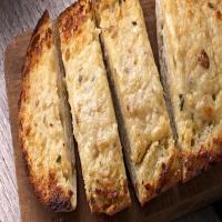 Make Garlic Onion Bread_image