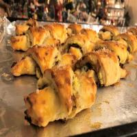 Cheese, Caramelized Onion and Herb Rugelach_image