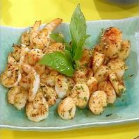 Pan Seared Shrimp and Scallop Skewers_image
