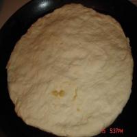 Deep Dish Garlic Pizza Crust in Bread Maker_image