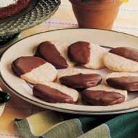 Dipped Coconut Shortbread_image