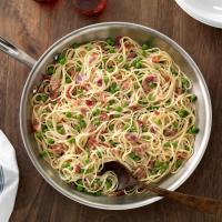 Crazy Delicious Linguine with Peas and Bacon image