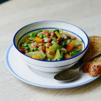 Jools' wholesome veg & bean soup_image