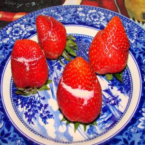 The Strawberry Cream (A Dessert/Drink)_image