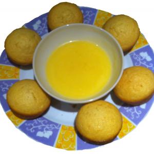 Homemade Corn Bread With Honey Butter_image
