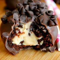 Chocolate Chip Cookie Dough Bombs Recipe - (4.2/5)_image