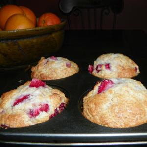 Darrell's Strawberry Muffins_image