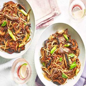 Healthy beef chow mein_image