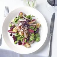 Warm duck salad with merlot dressing_image