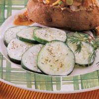 Cool-As-A-Cucumber Salad_image