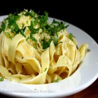 Garlic Pasta image