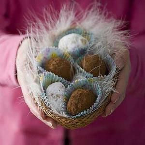Chocolate biscuit truffles_image