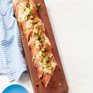 Ham and Brie Pull-Apart Sandwiches_image