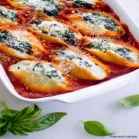 Spinach and Ricotta Stuffed Shells Recipe - (4.5/5)_image