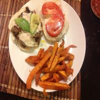 Cajun Portobello Sandwich With Avocado and Remoulade_image