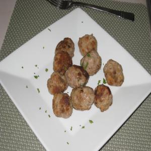 Keftedes ( Greek Meatballs)_image