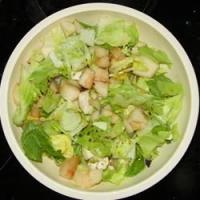 Pear, Feta, and Lettuce Salad_image