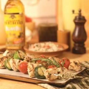 Chicken Kabobs with Zucchini and Cherry Tomatoes_image