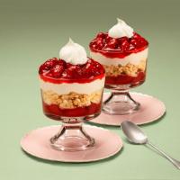 Strawberry White Chocolate Trifle Recipe - (4.3/5) image