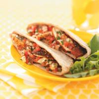 Spicy Chicken Tomato Pitas for Two_image