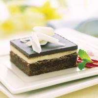 Chocolate-Mint Brownie Cake image