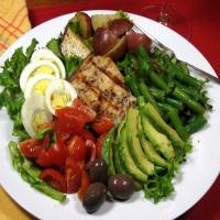 Nicoise Salad With Grilled Tuna_image