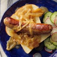 Open-Faced Bratwurst Sandwiches with Beer Gravy_image